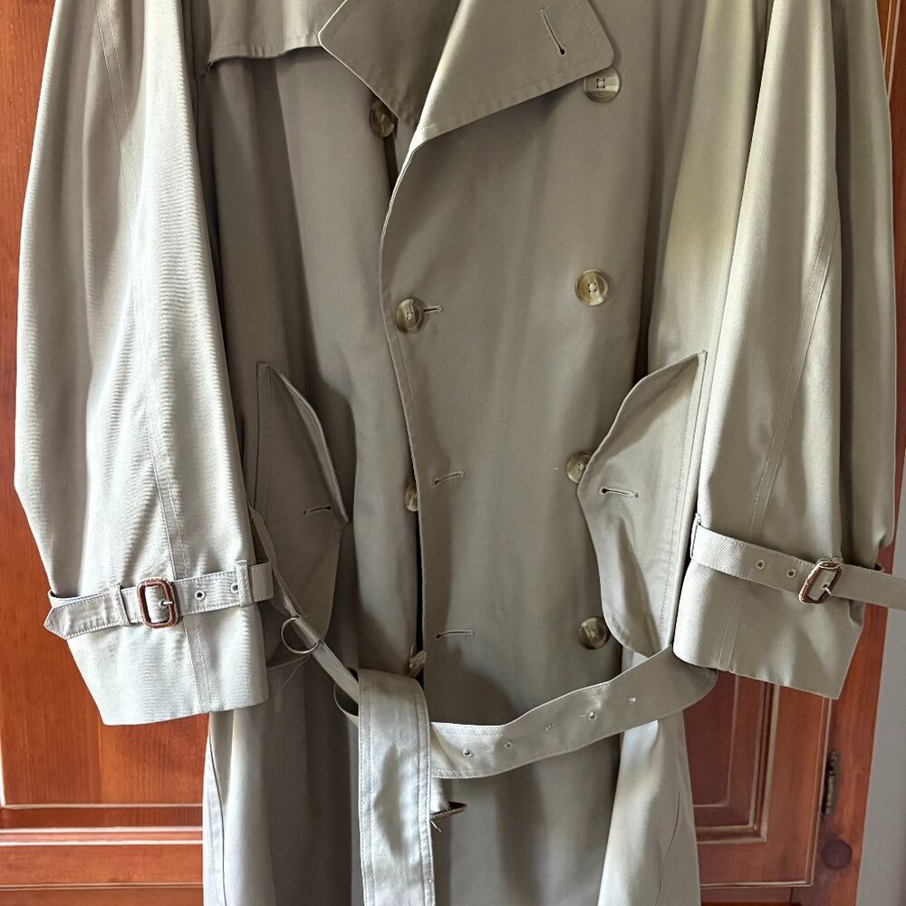 Men's Trench Coat with Removable Lining
